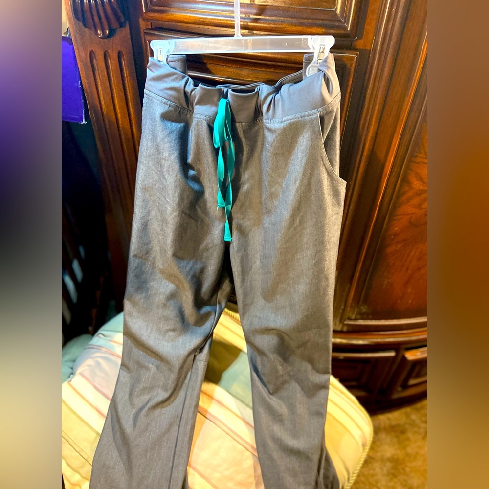 Figs Scrub Pants